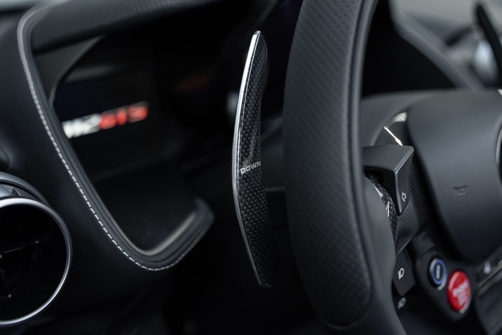 Fahrzeugabbildung Ferrari 812 GTS TAILOR MADE/CARBON/LIFT/STRIPE/TOP