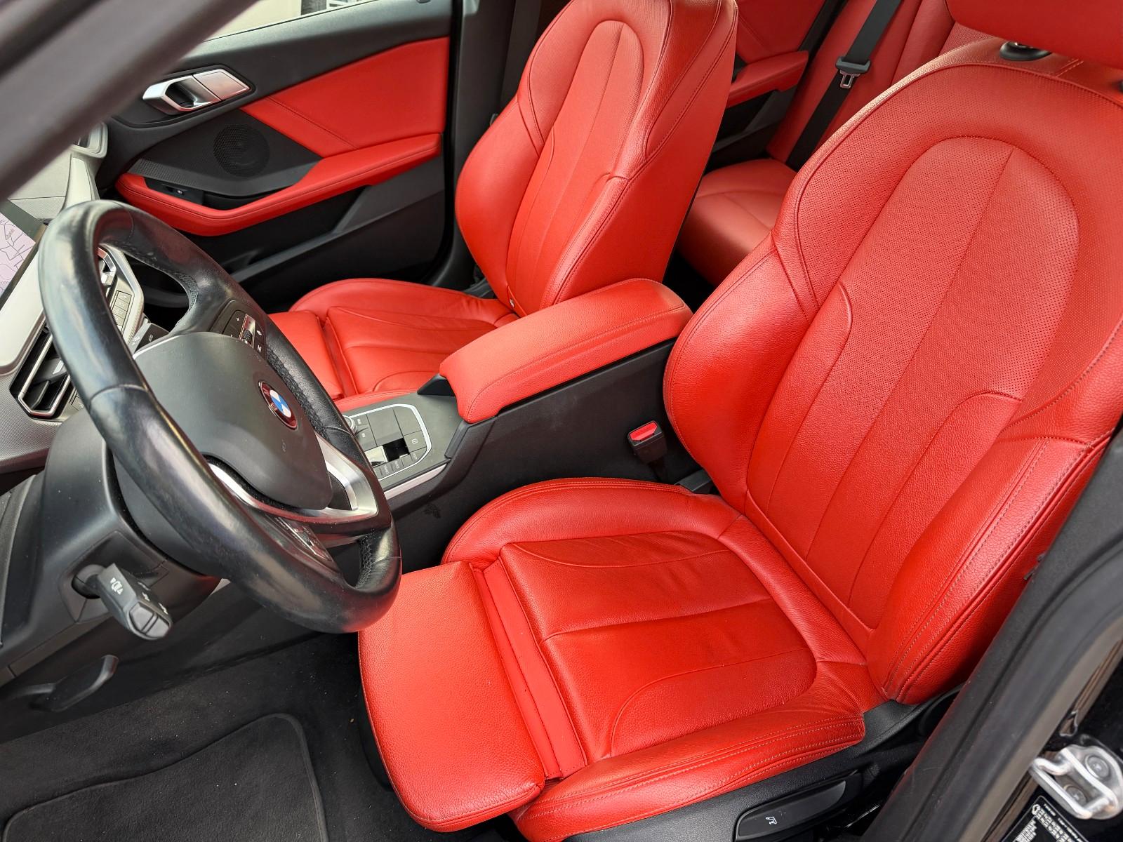 BMW 216 Gran Coupe Advantage+LEDR+LED+AHK+L/SHZ+Live
