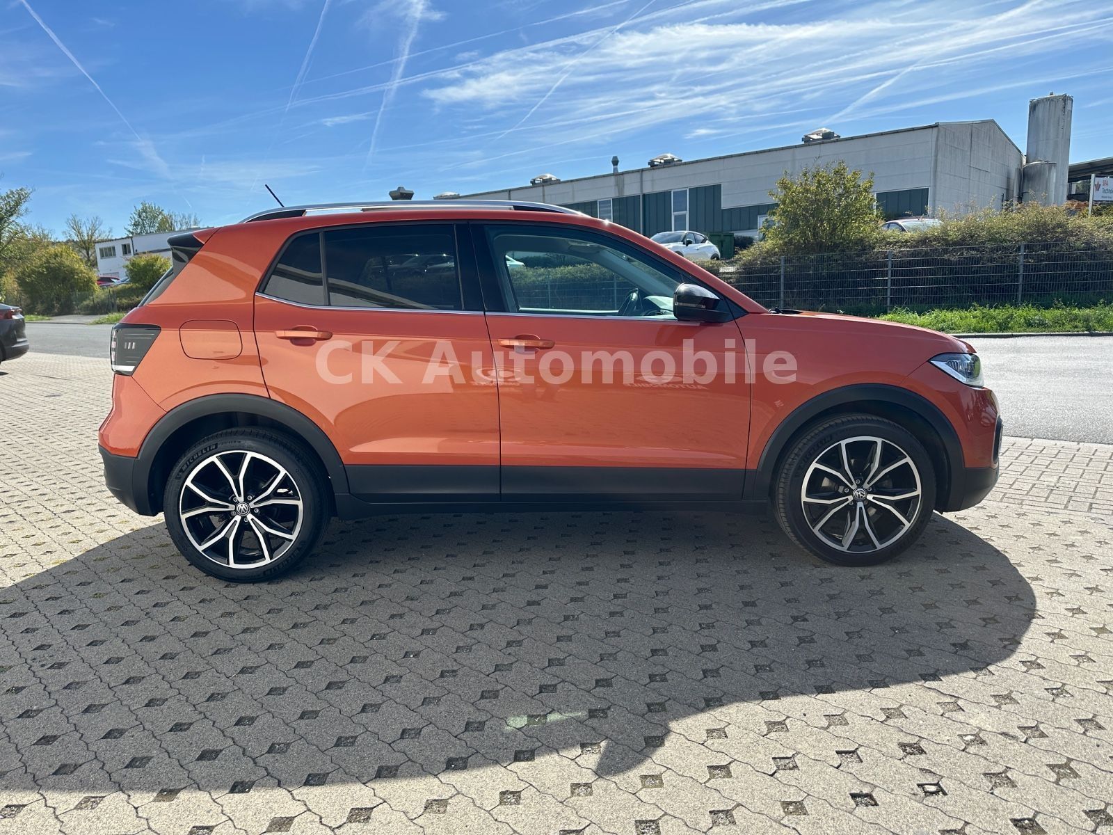 Fahrzeugabbildung Volkswagen T-Cross Style 1.0 TSi DSG/Navi/LED/ACC/Kamera