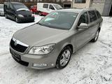 Skoda Octavia Ambition 4X4 1.6 TDI AHK Klima TÜV NEU - Skoda Octavia mit Diesel-Antrieb: Allradantrieb, Kombi, 1.6