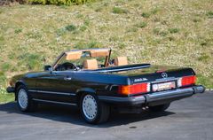Fahrzeugabbildung Mercedes-Benz SL 560, TOP Zustand, komplett restauriert