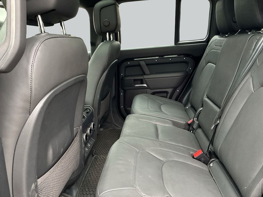 Land Rover Defender 130 D300 X-Dynamic HSE foto 5