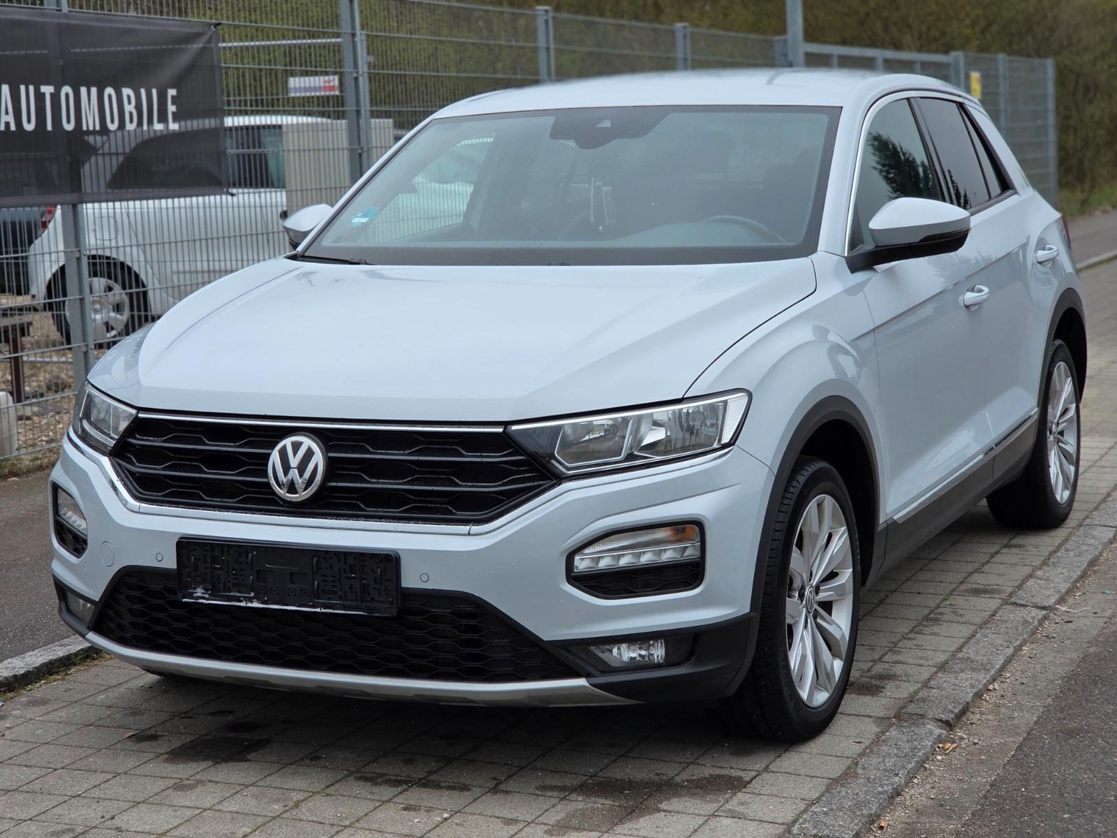 Volkswagen T-Roc Sport 4Motion DSG ACC AHK