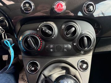 Fahrzeugabbildung Fiat 500 Mild Hybrid DAB MFL PDC Temp. Klima uvm