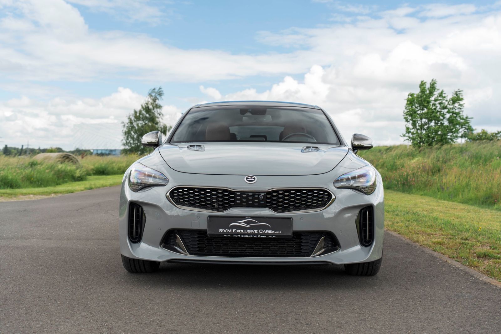 Fahrzeugabbildung Kia Stinger 3.3 T-GDI AWD GT HUD ACC 360° CARPLAY