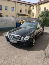 Mercedes-Benz E200 NGT W211 Kompressor Erd... - Mercedes-Benz E 200 mit CNG-Antrieb: Automatik