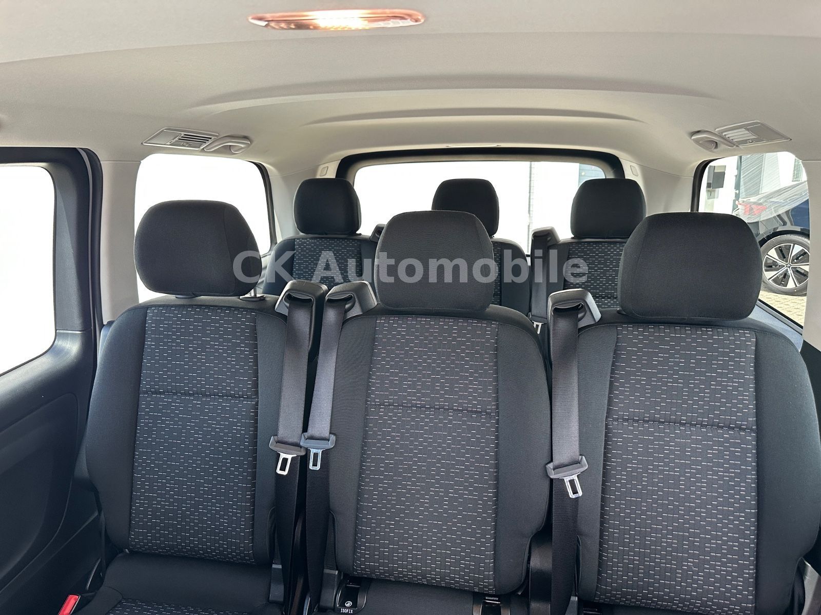 Fahrzeugabbildung Mercedes-Benz Vito Tourer 119 PRO lang/9 Sitze/Navi/LED/Kamera
