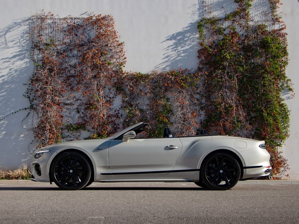 BENTLEY Continental GTC 2025