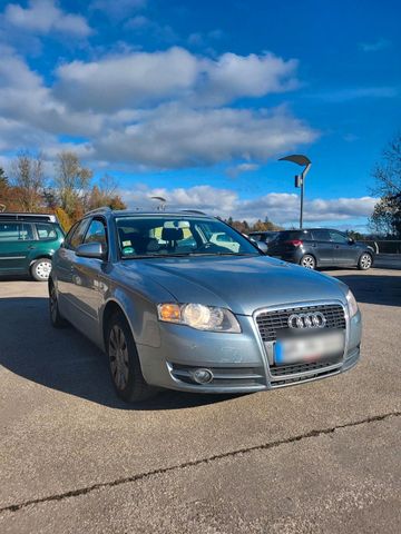 Audi AUDI A4 2.0 FSI GUT EXTRA PREIS