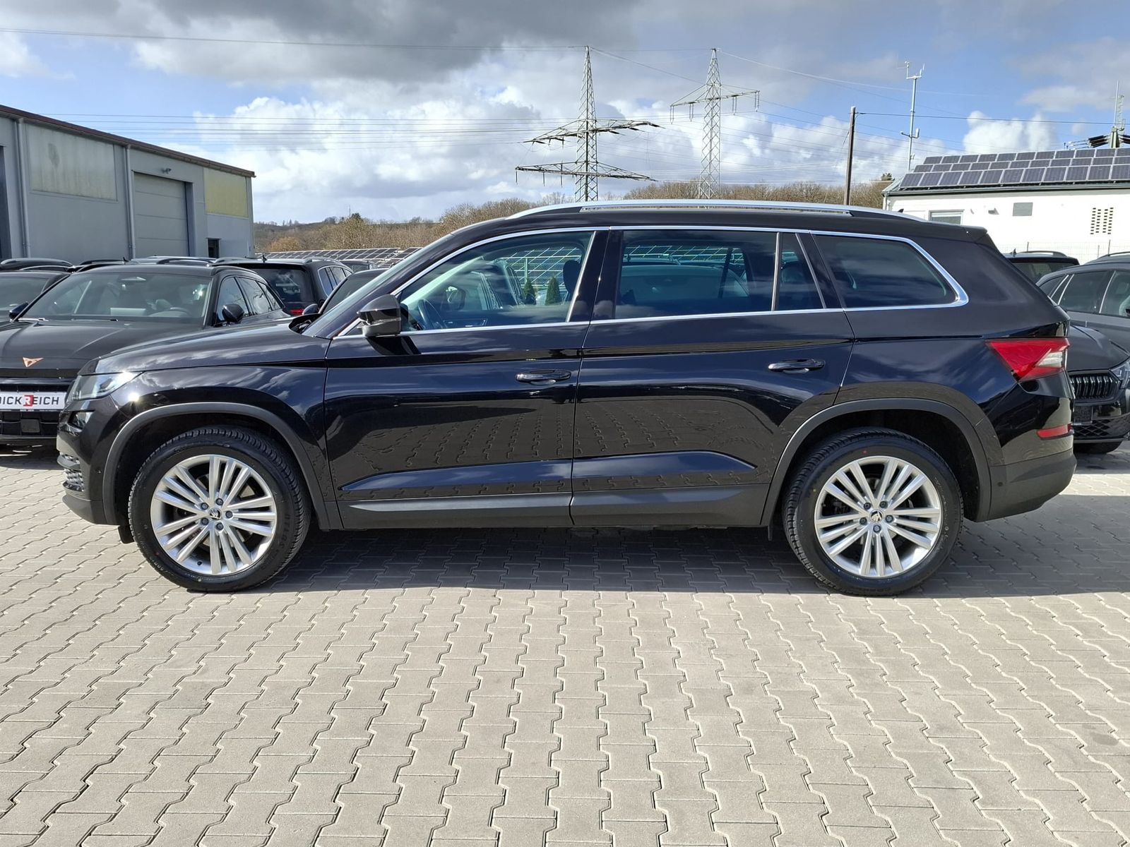 Fahrzeugabbildung SKODA Kodiaq 2.0 TDI 4x4 PANO*StandH*LEDER*CANTON*AHK