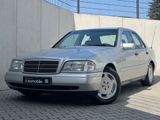 Mercedes-Benz C 220 Sport/Schiebedach/SHZ/LM/Wenig km - Mercedes-Benz C 220 mit Benzin-Antrieb: Limousine