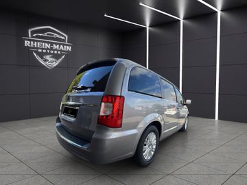 Lancia Voyager - 7