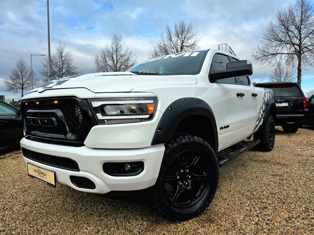 Dodge RAM 5.7 HEMI Offroad 4x4 Gen.5 / 2" Lift / Breit