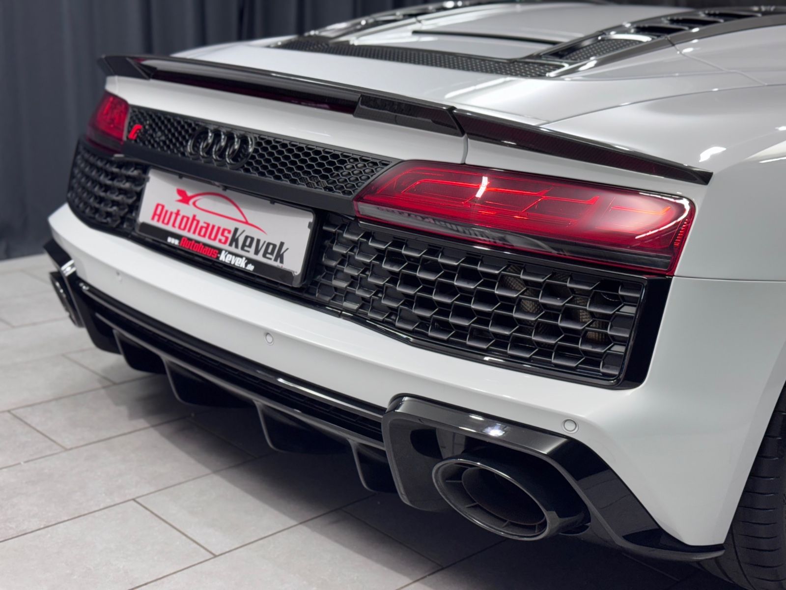 Fahrzeugabbildung Audi R8 Spyder 5.2 FSI quattro performance*CARBON*B/O