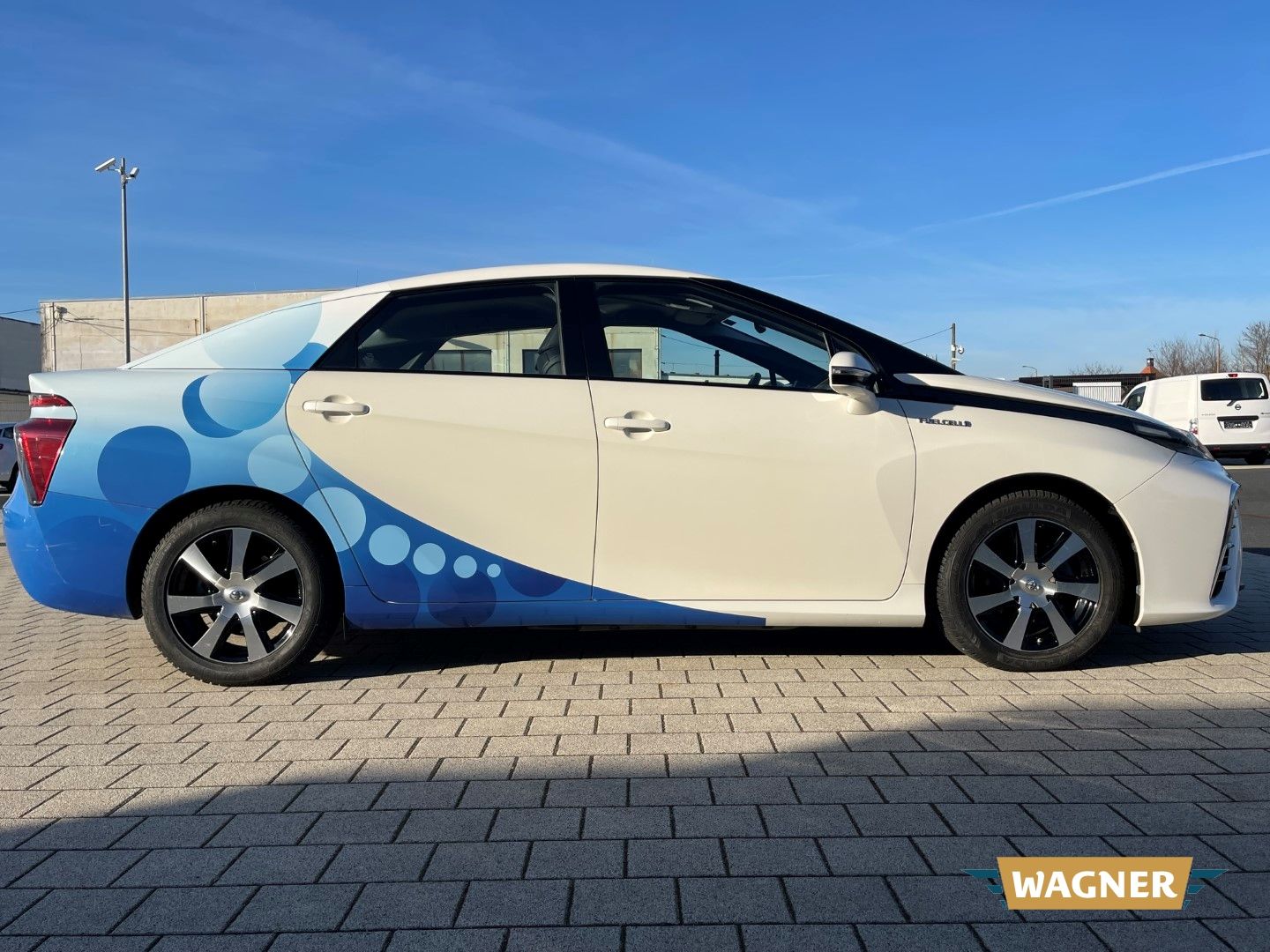 Fahrzeugabbildung Toyota Mirai FuelCell Wasserstoff Automatik Leder