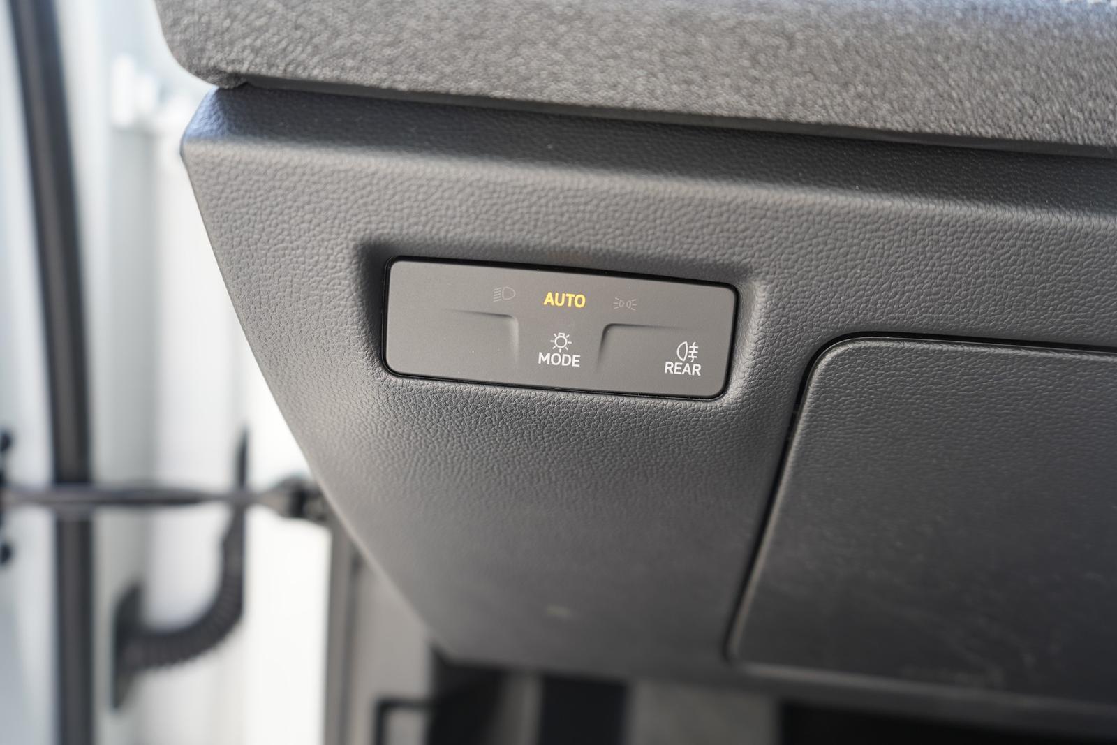 Volkswagen Passat 1.5 eTSI DSG LED Virtual Cockpit, миниатюра 24