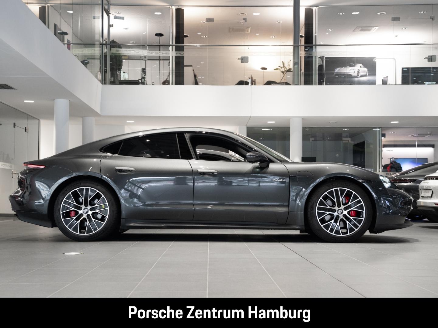Porsche Taycan 4S Panorama BOSE InnoDrive PDLS Plus