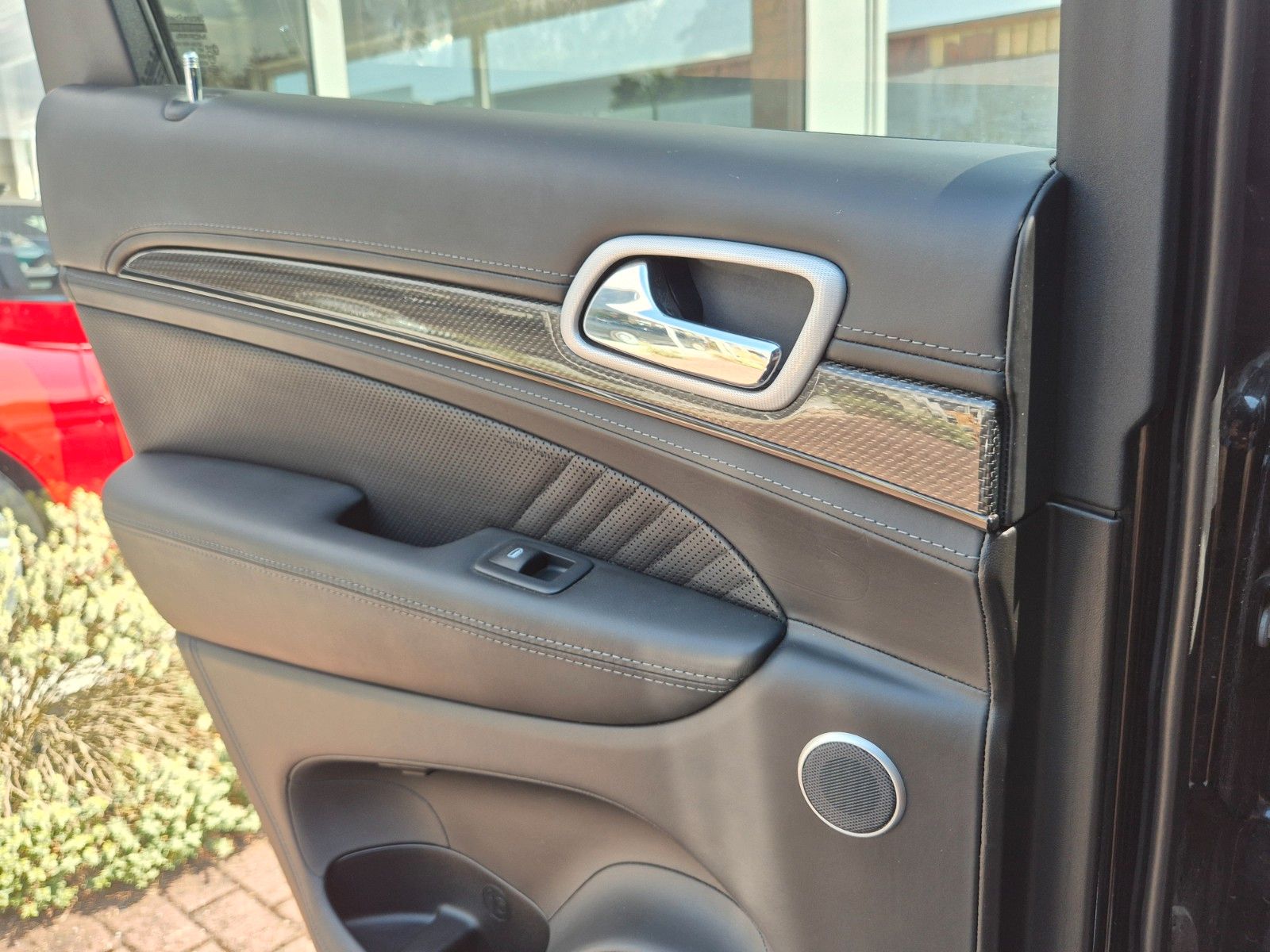 Fahrzeugabbildung Jeep Grand Cherokee Trackhawk/1A Historie/Gasanlage