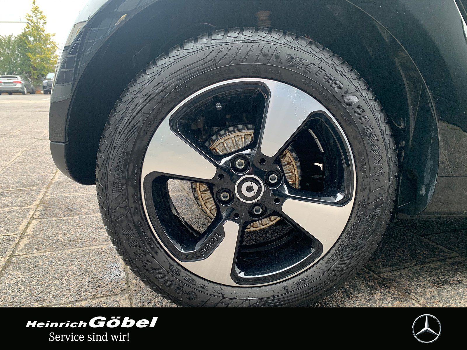 Fahrzeugabbildung Smart EQ passion