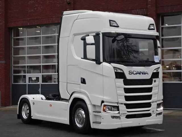 Scania 500S NGS Highline 4x2 - NEW - Full spec - Leathe