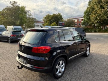 Volkswagen Tiguan - 5