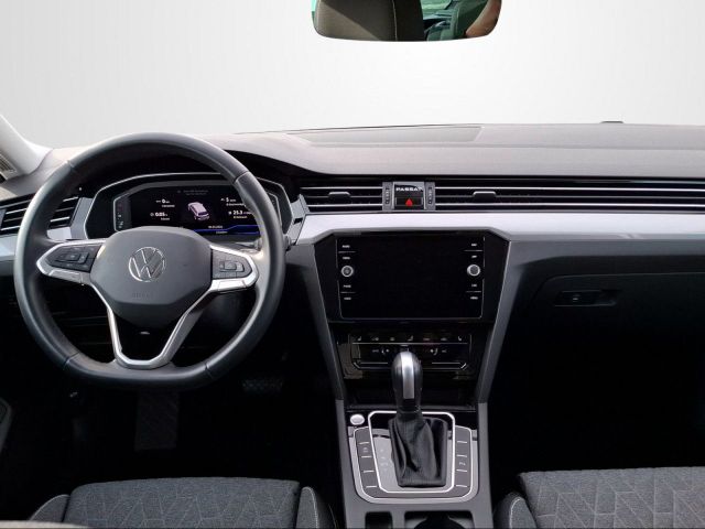 PASSAT VARIANT 2.0 TDI DSG BUSINESS AZV+NAVI+APP