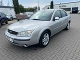 Ford Mondeo 2.0 Ghia Autom. - Ford Mondeo aus 2002: 2.0