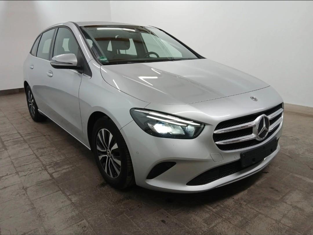 Mercedes-Benz B 200d 8G-DCT STYLE / 1.HAND / BUSINESS PAKET