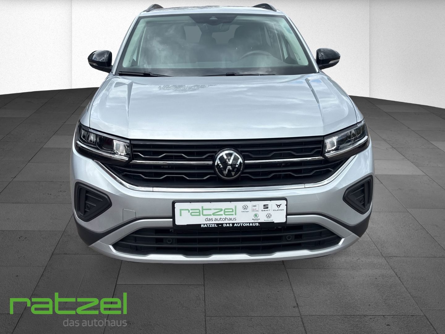 Fahrzeugabbildung Volkswagen T-Cross Goal Life 1.0 l TSI Navi LED ACC BeatsAu