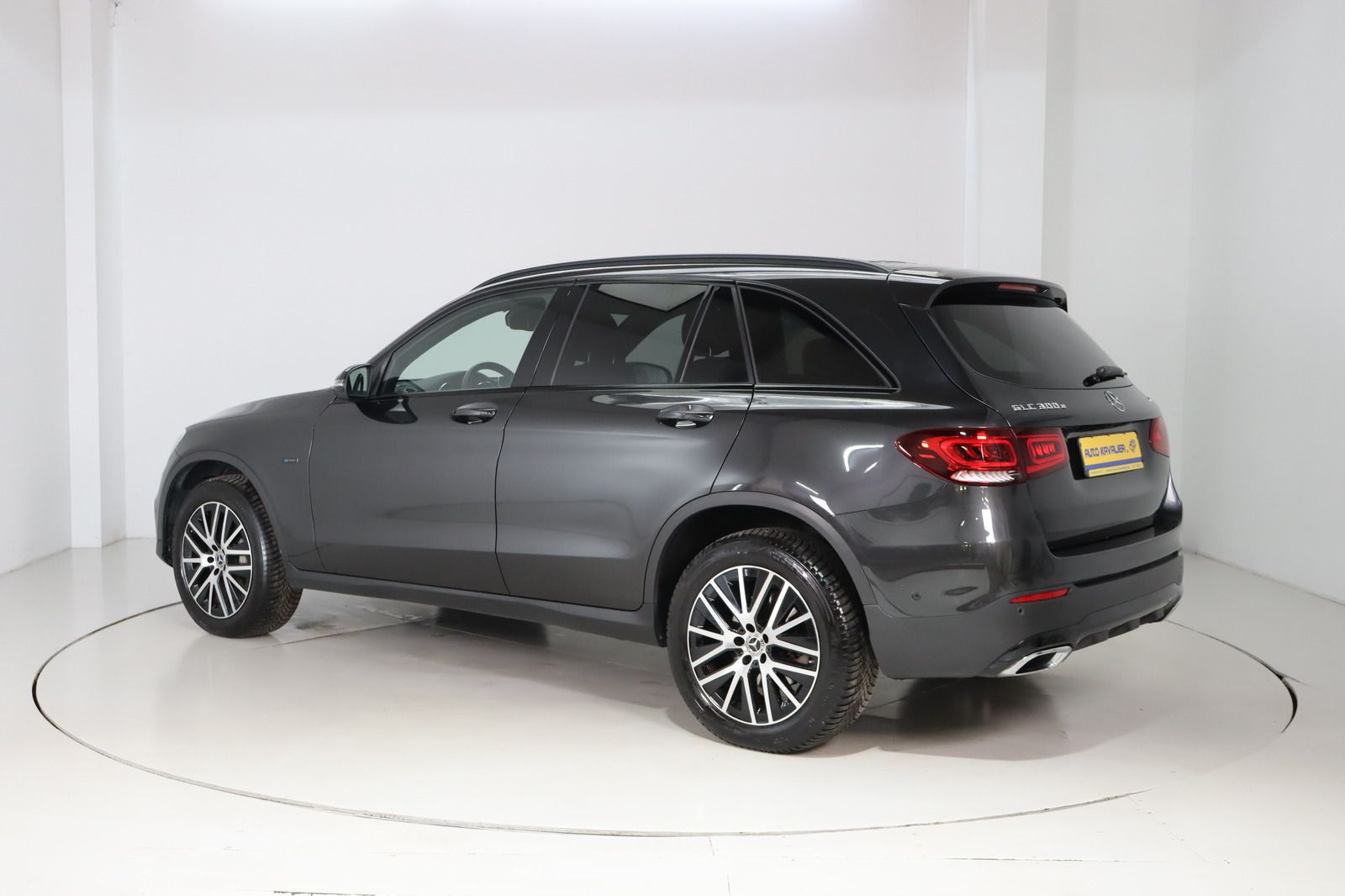 Fahrzeugabbildung Mercedes-Benz GLC 300 e 4Matic * DIS * RFK * LED