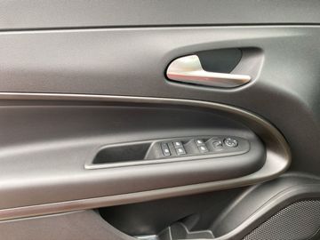 Jeep Avenger Benziner Altitude Kam.+LED+SHZ+ACC+LM