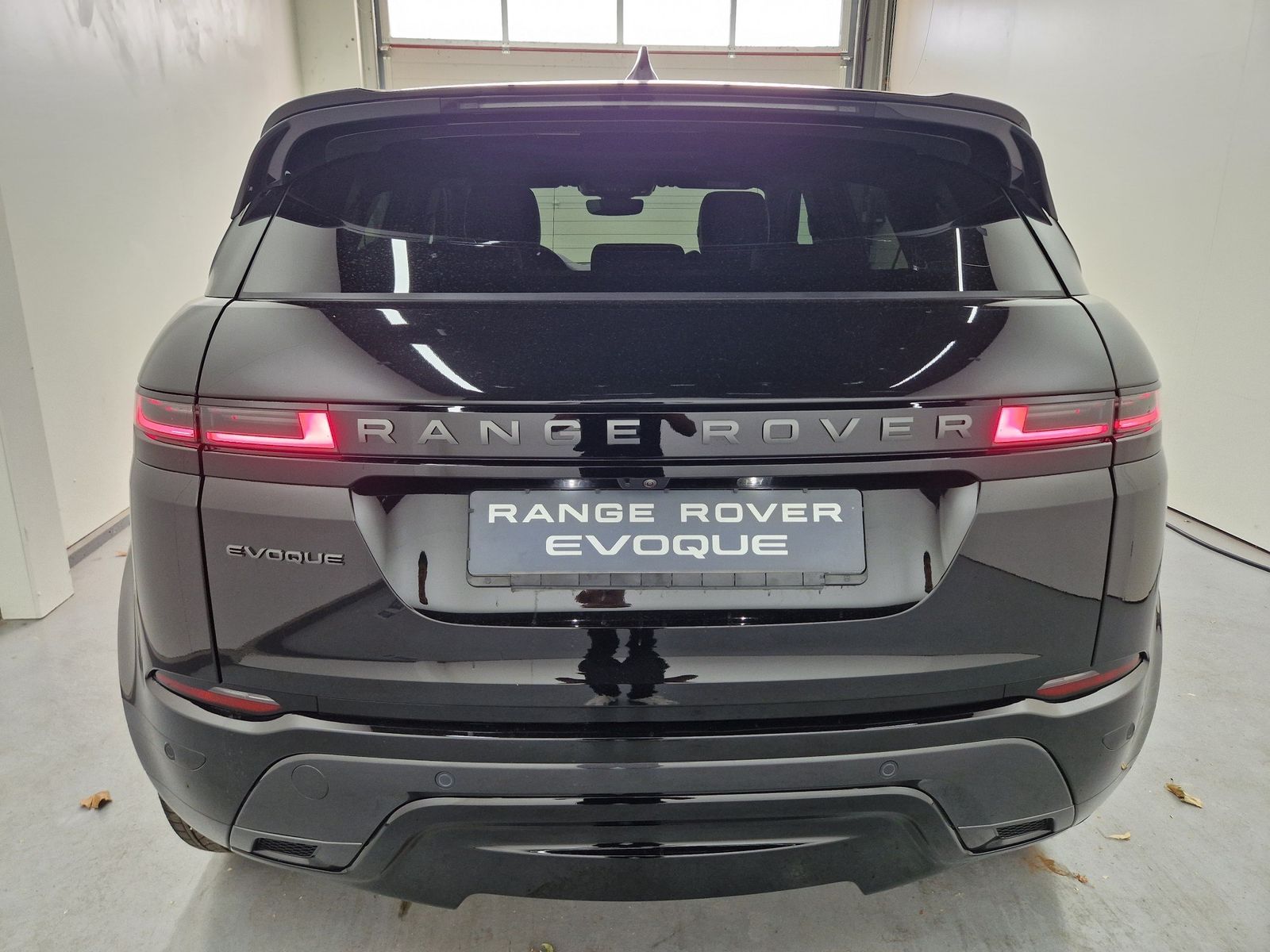LAND ROVER Range Rover Evoque 2.0 DieselD200 Dynamic SE – Bild 5