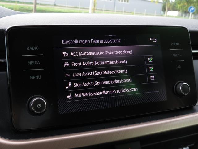 Skoda Kamiq Style 1.0TSI 70kW PDC ACC SHZ