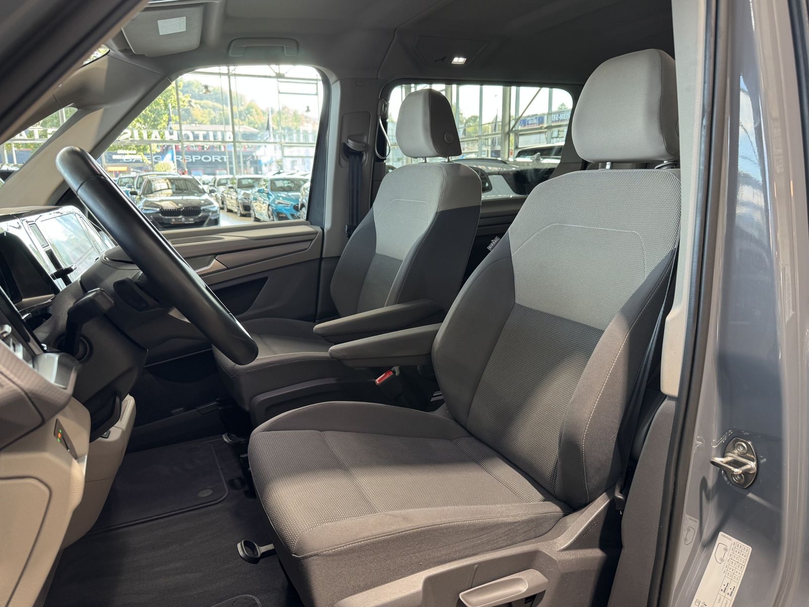 Volkswagen T7 Multivan eHybrid Life 7-Sitzer R.Cam Navi AHK foto 12