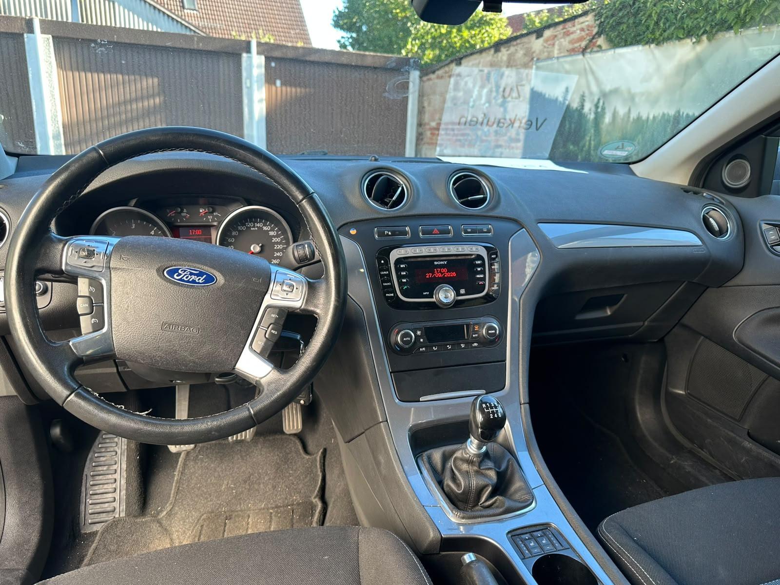 Ford Mondeo 2011 — photo 5