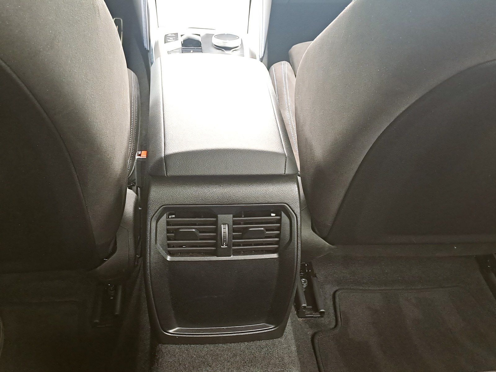 BMW 220 - Bild 20
