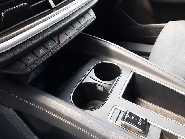 Fahrzeugabbildung Skoda Elroq 85 Sportline AHK Matrix Kamera HuD 21"