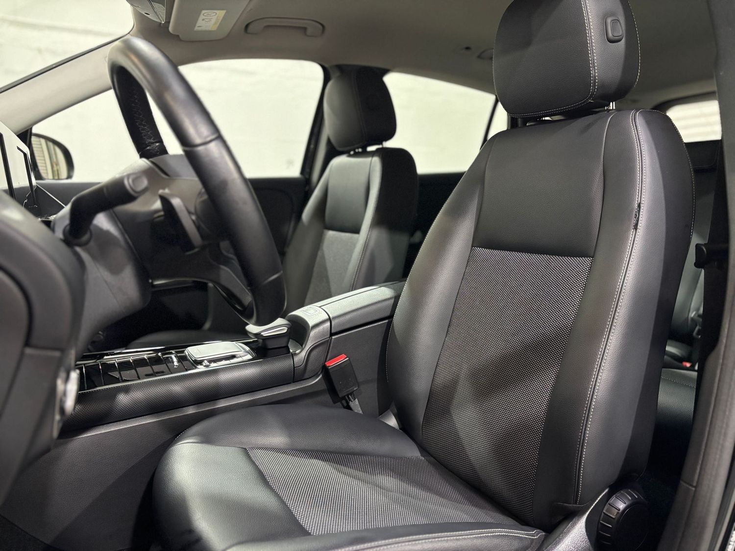 Fahrzeugabbildung Mercedes-Benz GLA 220 d#MBUX#LED#Kamera