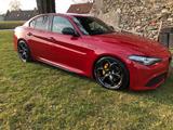 Alfa Romeo Giulia Veloce Ti - Alfa Romeo Giulia Ti mit Benzin-Antrieb