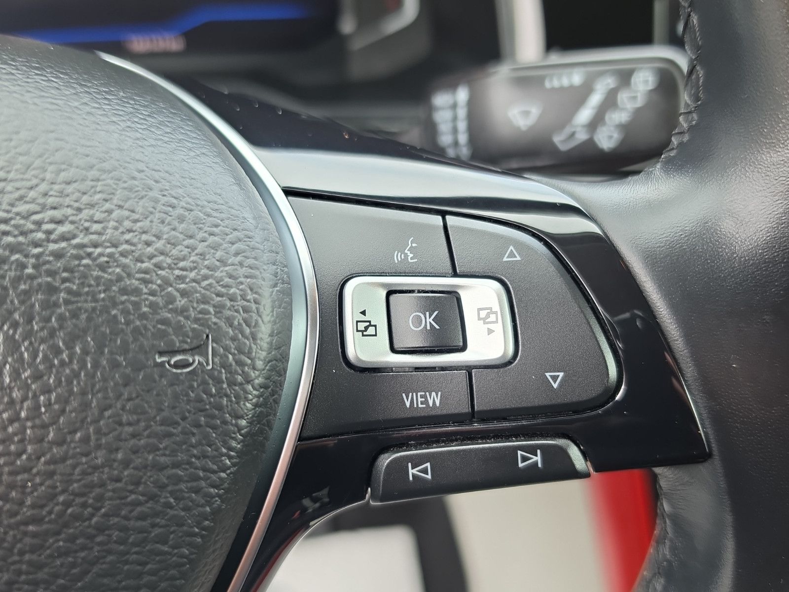Fahrzeugabbildung Volkswagen Polo VI beats 1.HAND ACC LEDER NAVI DIGITACHO