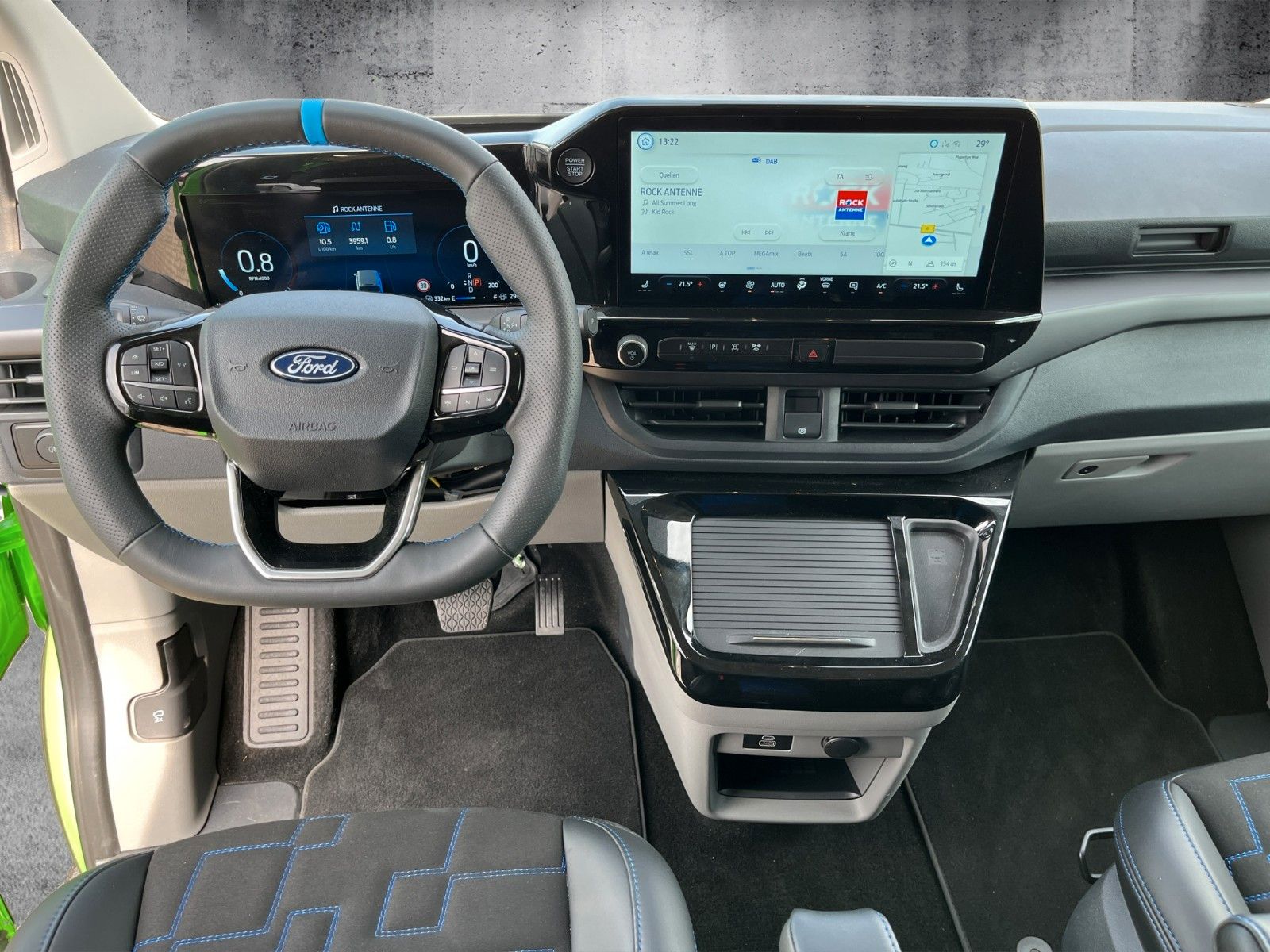 Fahrzeugabbildung Ford Transit Custom 320 L2 MS-RT DoKa