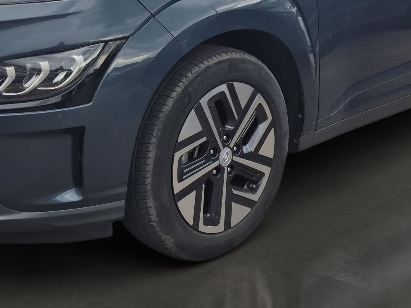 Fahrzeugabbildung Hyundai KONA Trend Elektro Navi Soundsystem LED ACC Appl