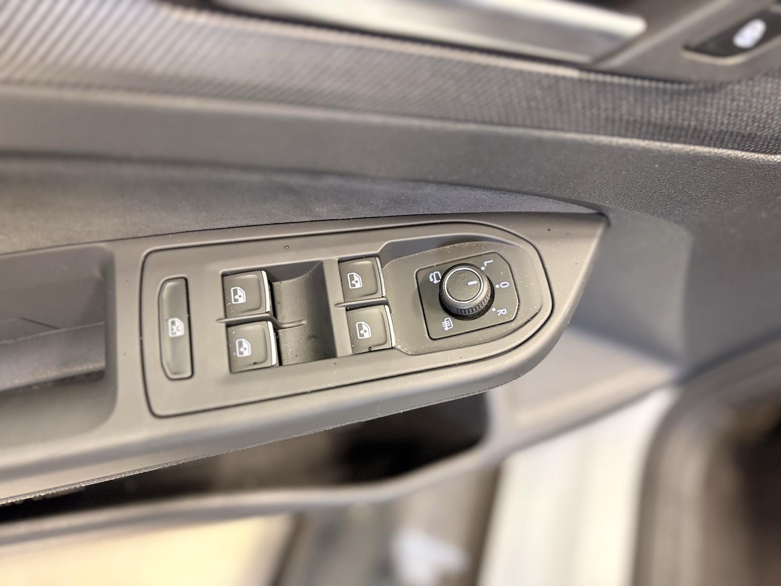 Volkswagen Golf 1.5eTSI DSG R-Line Kamera ACC AppConnect, миниатюра 7