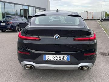 BMW X4 - 4