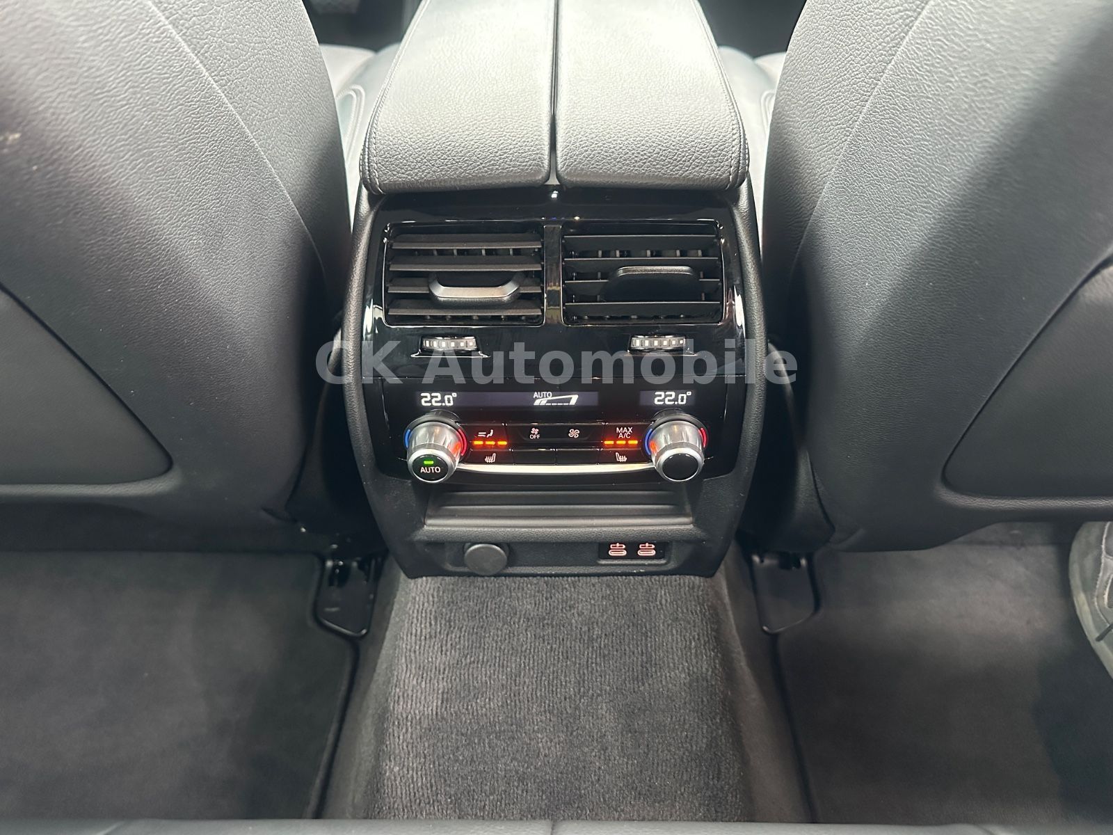 Fahrzeugabbildung BMW 530d Lim./Navi/Head-Up/Laser/Leder/Kamera