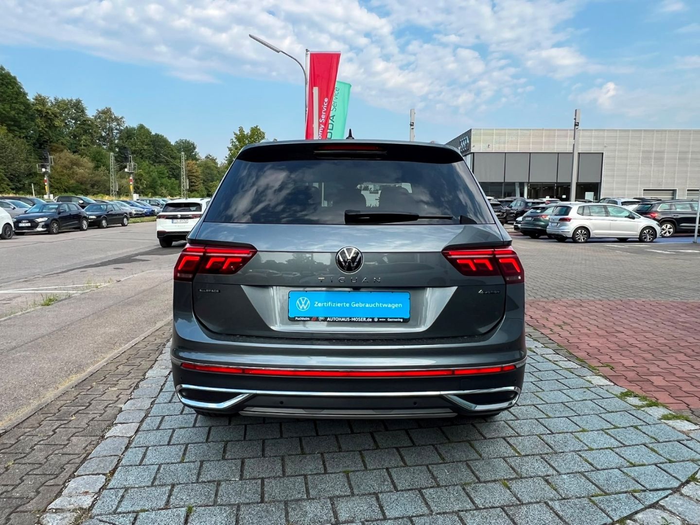 Tiguan Allspace 2.0TDI DSG - APP*LEDER*7SITZ*1HD