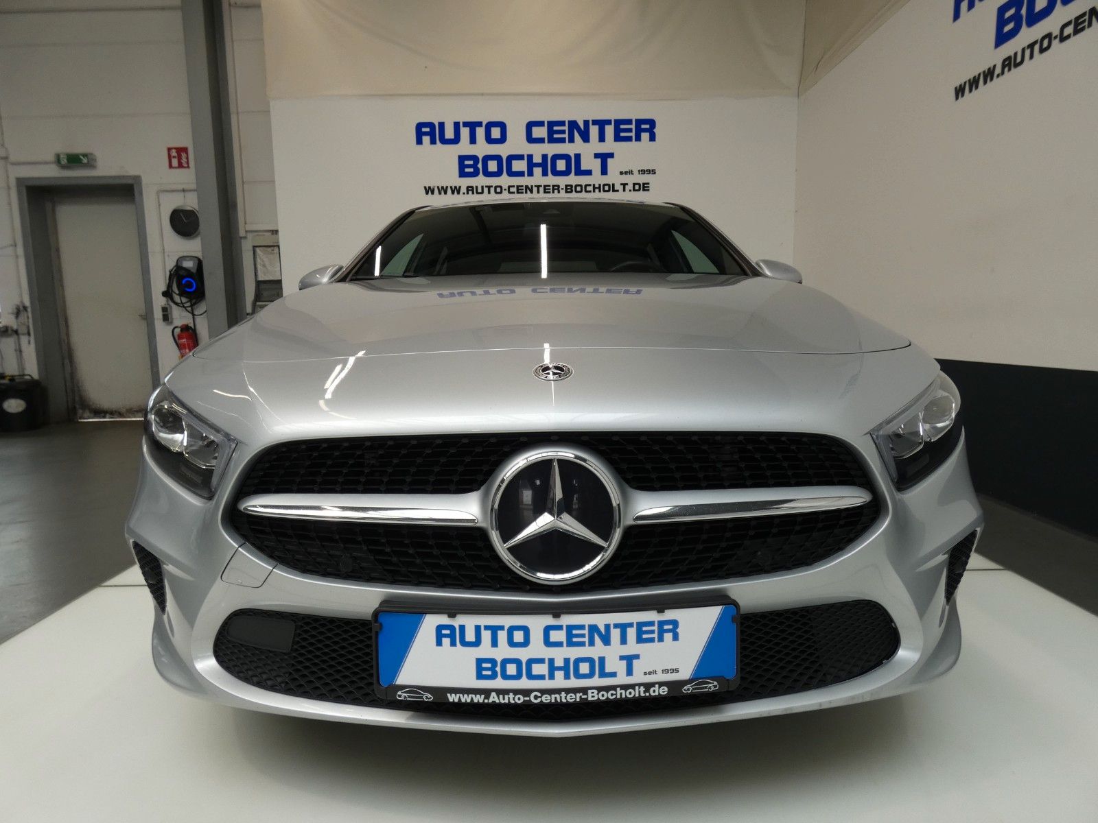 MERCEDES-BENZ A 180 d*Advanced*Navi*Klimaaut*LM*Parktronic