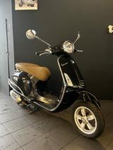 Vespa Primavera 50 iGet Unfall vorne - VESPA V50
