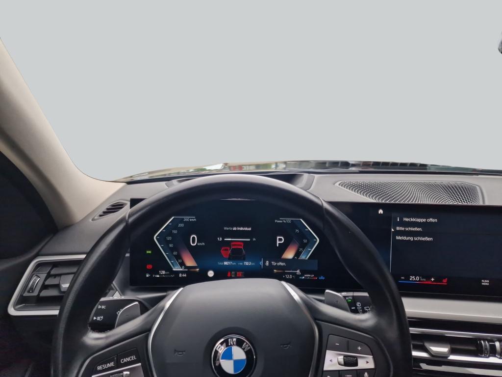 BMW 3 Series i *CarPlay*, миниатюра 19