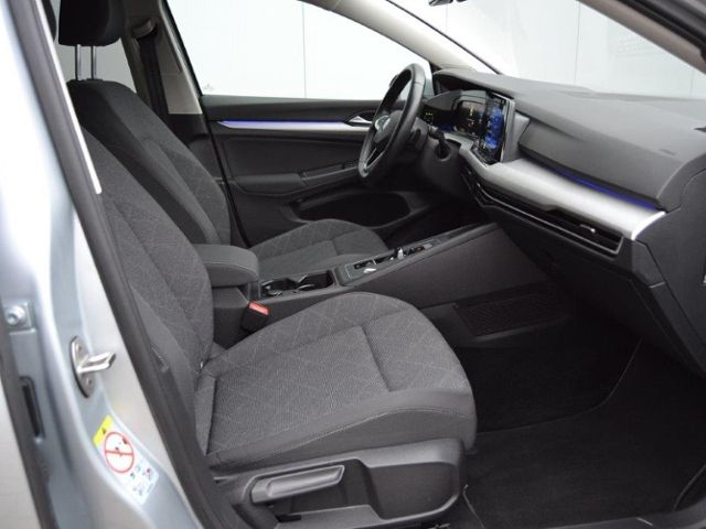 Golf VIII Variant 2.0 TDI 150 PS DSG Life LED/NA
